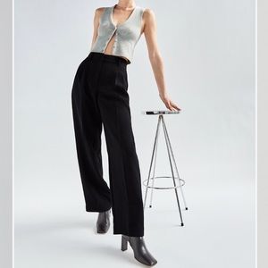 Aritzia Wilfred Effortless Pant